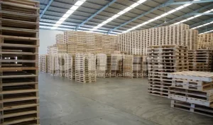 WOODEN PALLET BOX